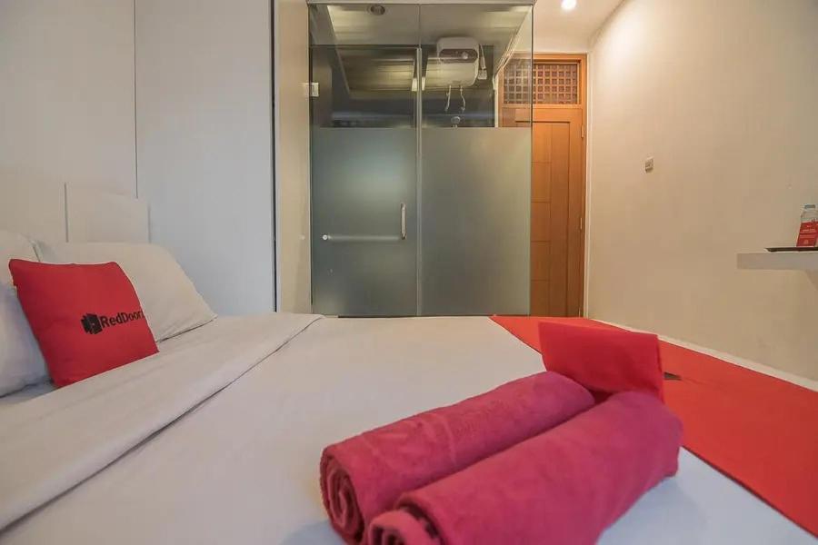 Reddoorz Plus Near Parahyangan University Bandung Exterior foto